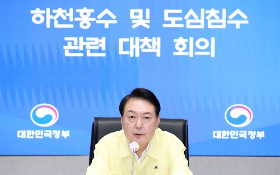 Yoon apologies for flooding in Seoul area