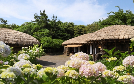 Jeju pushing to adopt e-travel authorization system next month for foreigners from visa-free countries