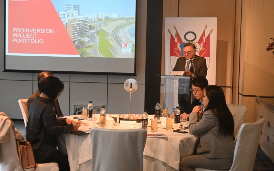 Peruvian embassy holds seminar on investment projects