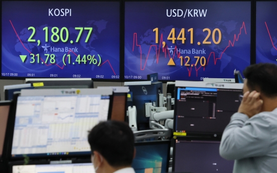 Seoul shares open sharply lower after US stock plunge