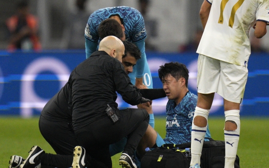 Son Heung-min suffered 4 fractures to eye socket, surgery pushed up to Friday: report