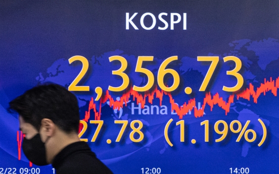 Seoul shares end higher despite recession woes