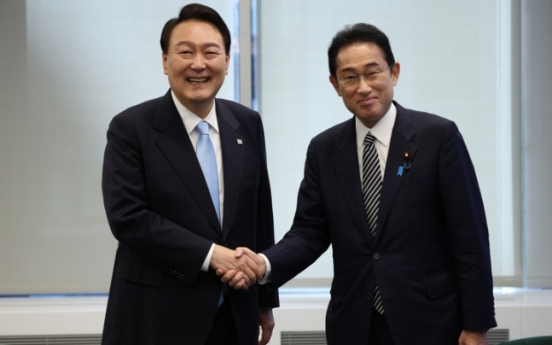 Timing of S. Korea-Japan summit too early to say: presidential office