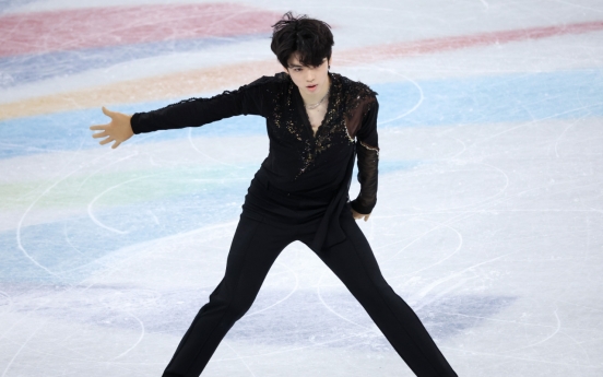 Cha Jun-hwan wins historic silver at figure skating worlds