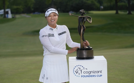 Ko Jin-young back as No. 1 in women's golf rankings