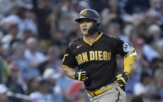 Padres' Kim Ha-seong hits 5th homer of season, scores 100th career run