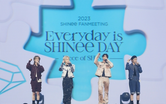 SHINee celebrates 15th anniversary with fans