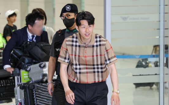 Tottenham star Son Heung-min returns home after up-and-down Premier League season