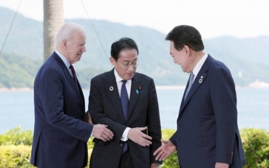 Yoon to depart for US to attend summit with Biden, Kishida
