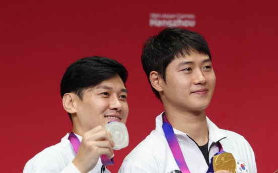 3rd straight gold at stake in fencing, taekwondo