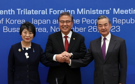 S. Korea, Japan, China agree to accelerate summit efforts
