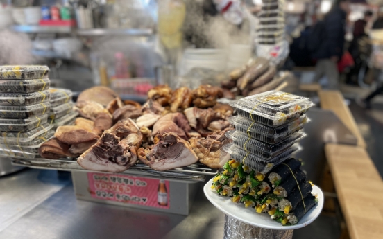 Try Seoul’s cheap, fulfilling street grub at Gwangjang Market