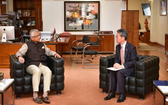 Vice FM visits Mauritius to seek support for South Korea-Africa summit