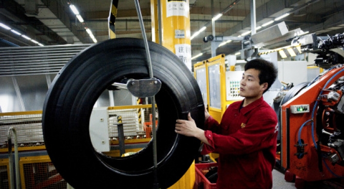 Manufacturing counters China ‘hard landing’