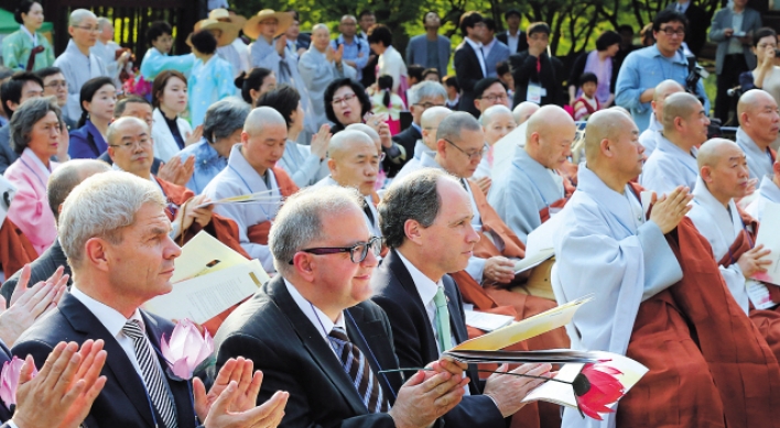 Envoys commemorate 60 years of Korean peace at Buddhist reception
