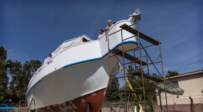 In landlocked Sun Valley, a small ship is taking shape