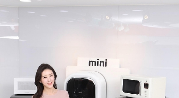 Mini home appliances popular among single-member households