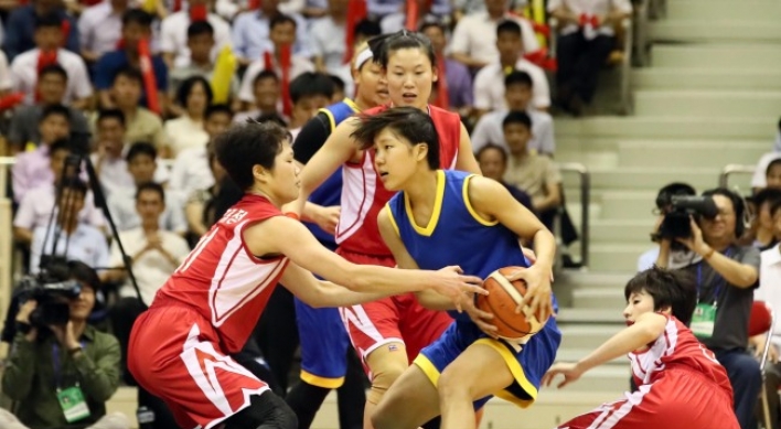 S. Korean coach has eye on 'a few players' for joint hoops team with N. Korea