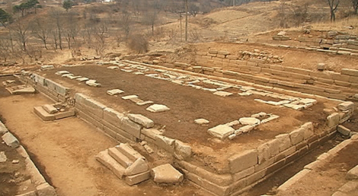 Koreas may finally study same pages of history via Manwoldae dig