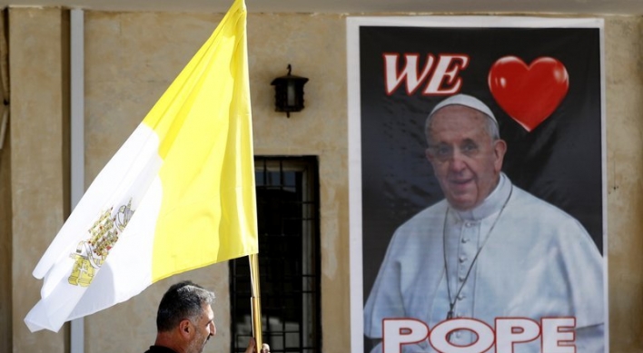 ‘Not a good idea:’ Experts concerned about pope trip to Iraq