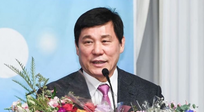 Veteran broadcaster Heo Koo-youn elected new KBO commissioner