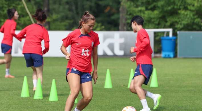 Half-Korean teenager Casey Phair named to S. Korean Women's World Cup team