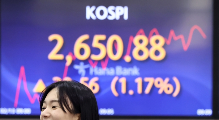Seoul shares open higher amid rate cut hopes