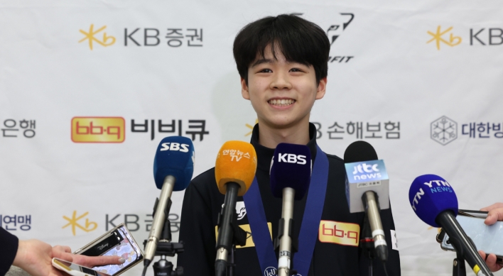 World junior figure skating champion Seo Min-kyu trying to stay humble