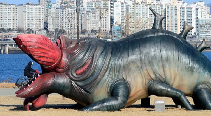 ‘The Host’ creature sculpture in Han River park to be removed