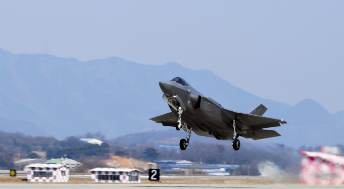 Several US F-22 stealth jets arrive in S. Korea