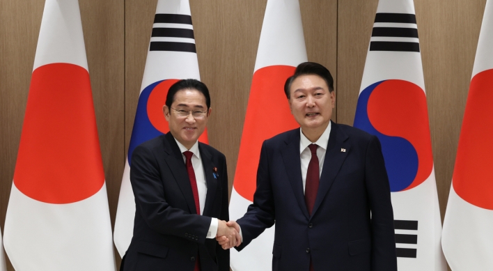 Main opposition condemns Korea-Japan summit talks as failure
