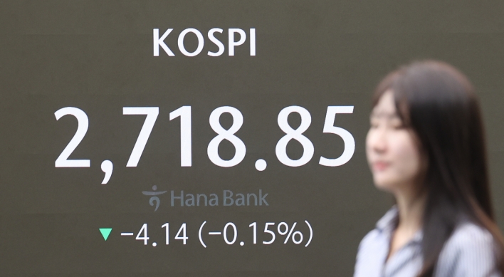 Seoul shares open lower on tech slump