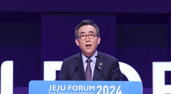 FM Cho highlights S. Korea's vision as 'global pivotal state' at Jeju Forum