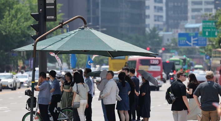 First heat wave warning of year issued in Seoul