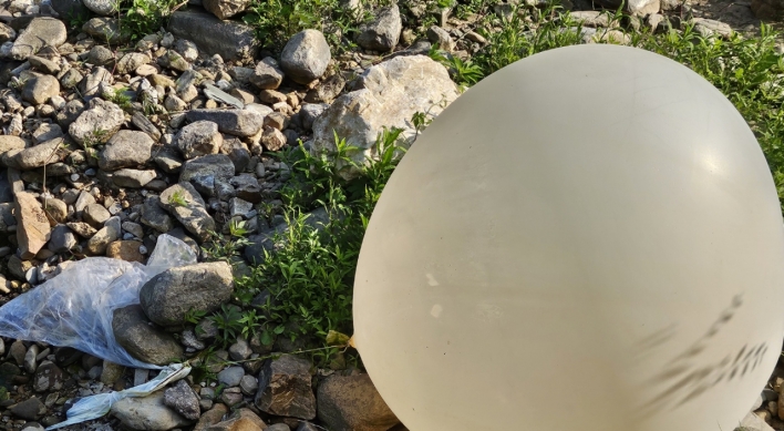 N. Korea sends trash-carrying balloons for 2nd straight day
