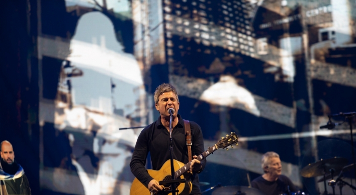 [Herald Review] Noel Gallagher rocks Korean music fans across generations