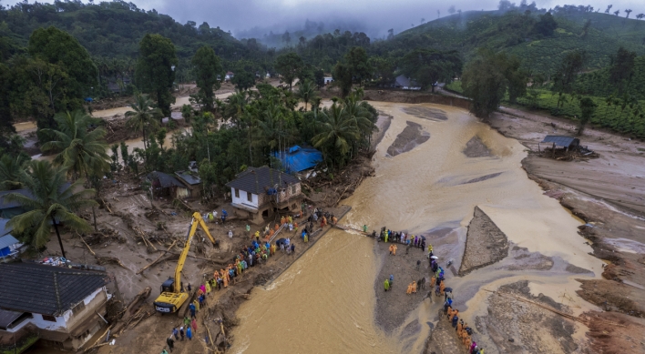 Death toll in India landslides at 188, more people feared trapped