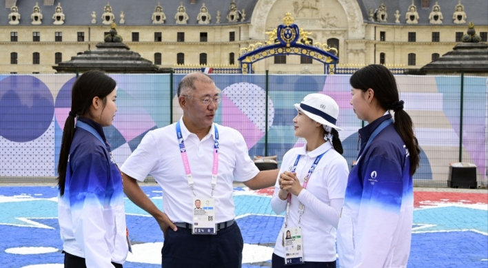 Jeon Hun-young leads S. Korean women’s archery as 'big sister'