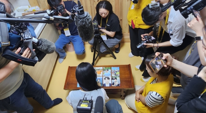 [From the Scene] Matchmaking at Buddhist temple