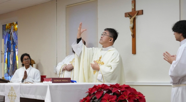 [The Calling] Deaf priest calls out scant teachings about deaf people