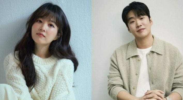 Park Bo-young, Ahn Jae-hong to host Busan film fest opening ceremony