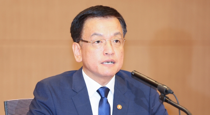 Finance minister says to swiftly take market stabilization measures if needed