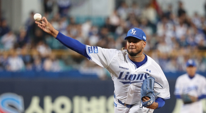 Lions defeat Tigers for 1st win in Korean Series