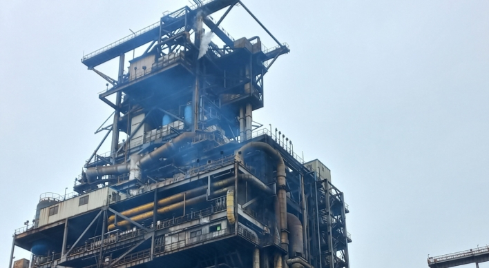 Fire at Posco plant in Pohang extinguished, but raises safety concerns