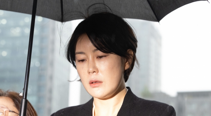 Moon's daughter referred to prosecution over suspected illegal house sharing