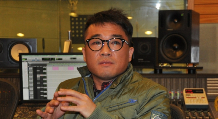 Singer Kim Gun-mo quits ‘I am a Singer’