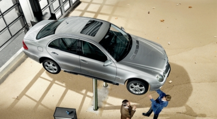 Mercedes-Benz offers free check-ups