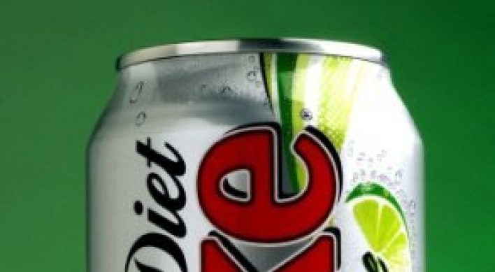 Diet soft drinks aren’t so slimming
