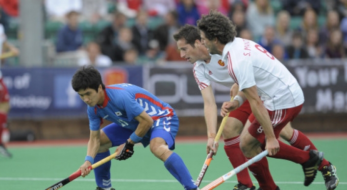 Korea ends England hopes in field hockey