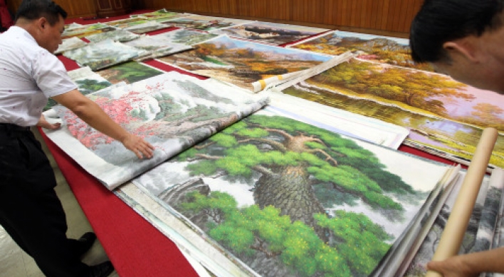 Woman held for smuggling N. Korean art
